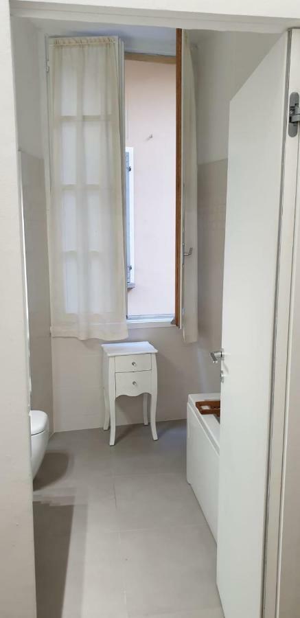 Piazza San Rocco Suite Art Verbania Luaran gambar